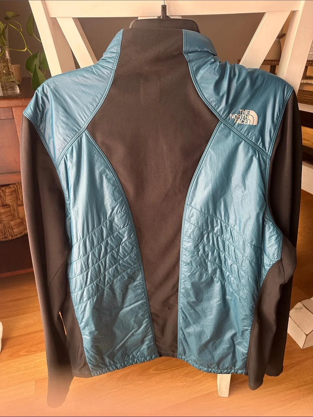 The North Face Teal Puffer Jacket with Black Sleeves and Lime Zippers